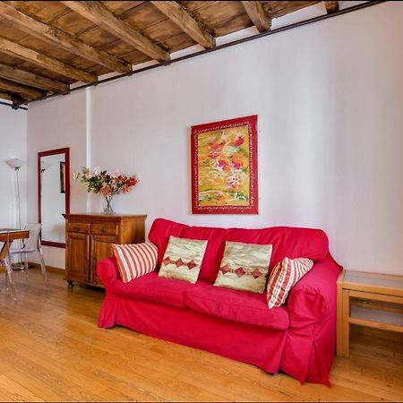 Piazza Barberini Apartment Рим Екстериор снимка