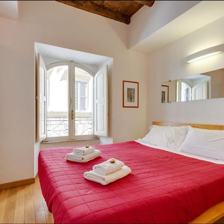 Piazza Barberini Apartment Рим Екстериор снимка