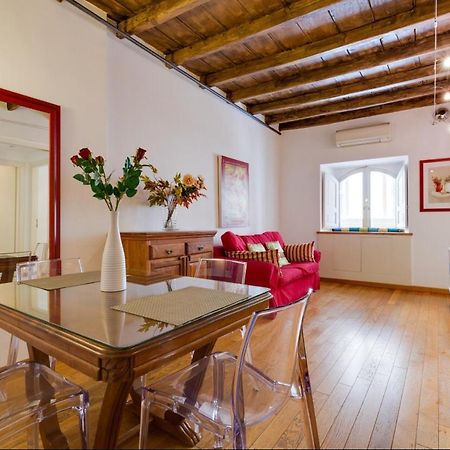 Piazza Barberini Apartment Рим Екстериор снимка