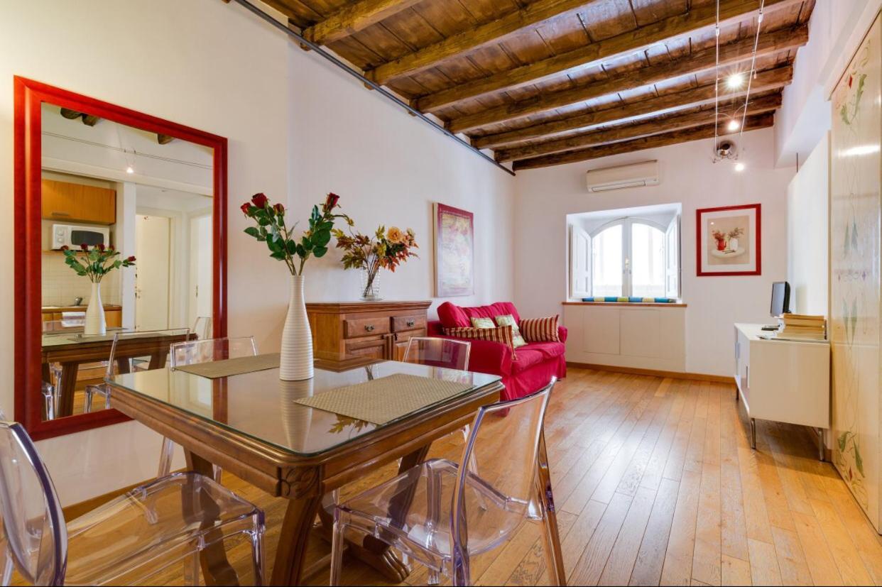 Piazza Barberini Apartment Рим Екстериор снимка