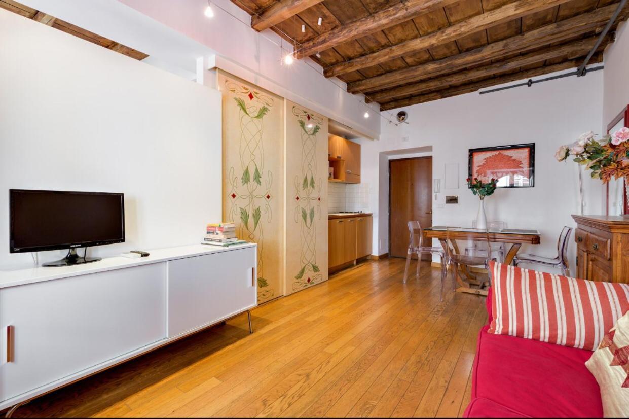 Piazza Barberini Apartment Рим Екстериор снимка